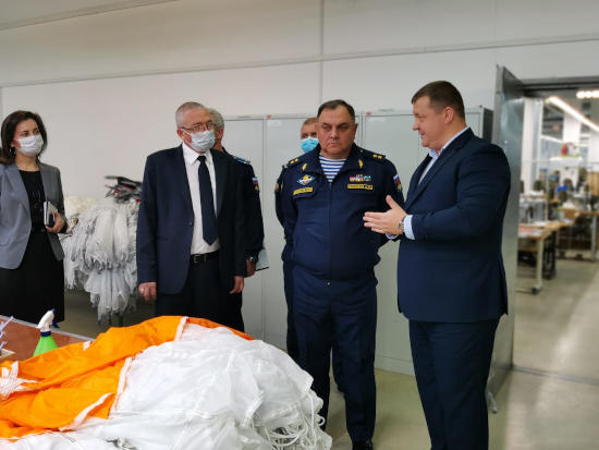 АО «Полет» посетил заместитель командующего воздушно-десантных войск АО «Полет» посетил заместитель командующего воздушно-десантных войск